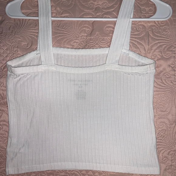 American Eagle Outfitters crop top - Picture 2 of 3